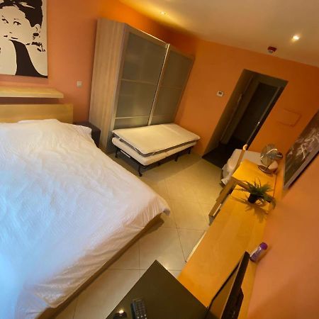 Residence La Fraisiere Anderlecht Bagian luar foto