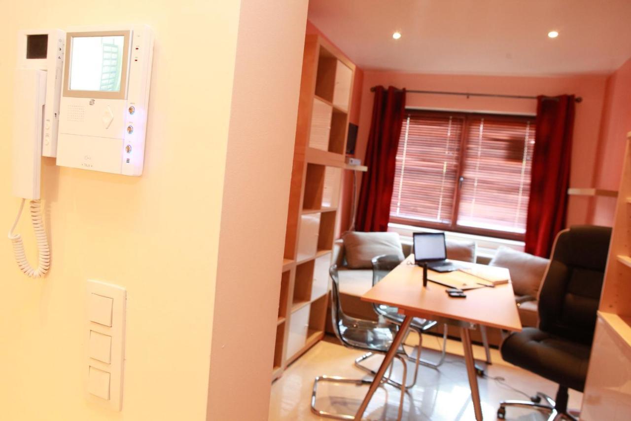 Residence La Fraisiere Anderlecht Bagian luar foto