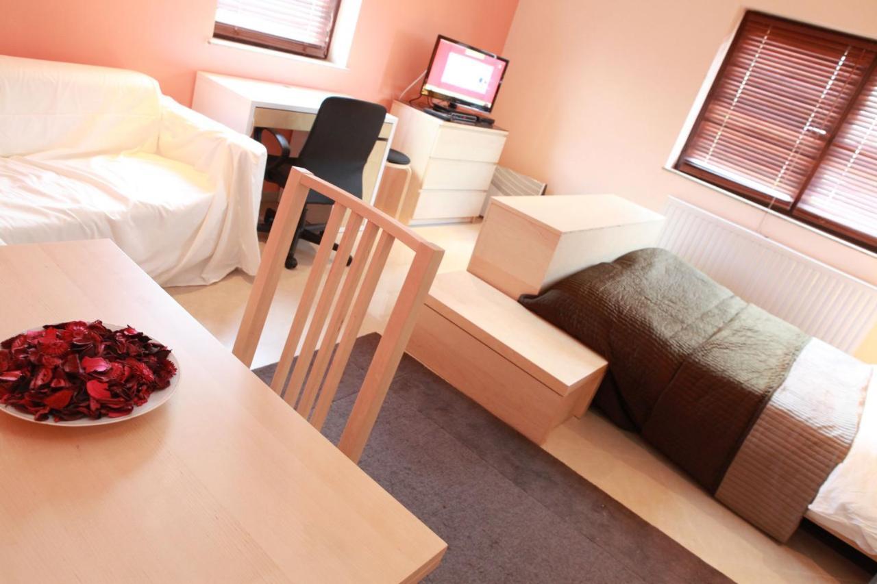 Residence La Fraisiere Anderlecht Bagian luar foto